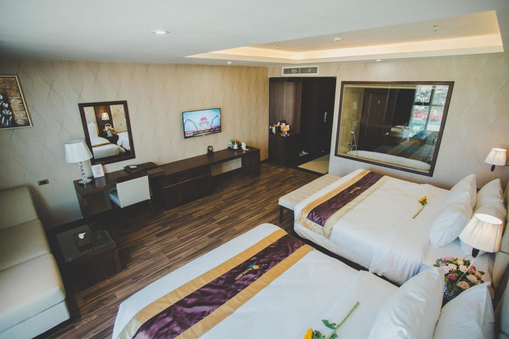 โรงแรมลุกซ์เทอรี ดานัง ภายนอก รูปภาพ